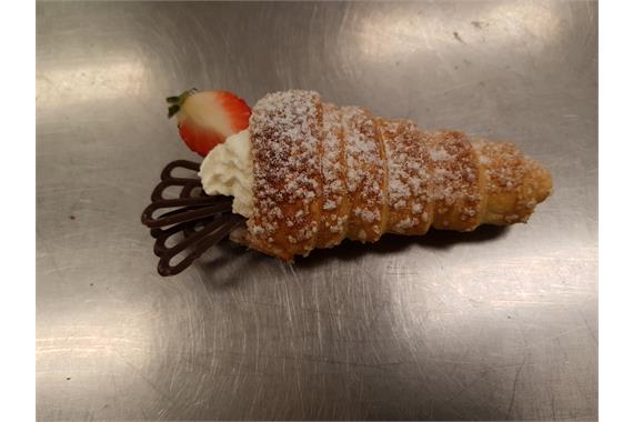 Daly's Cream Horn