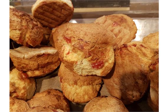 Daly's Cherry Scone